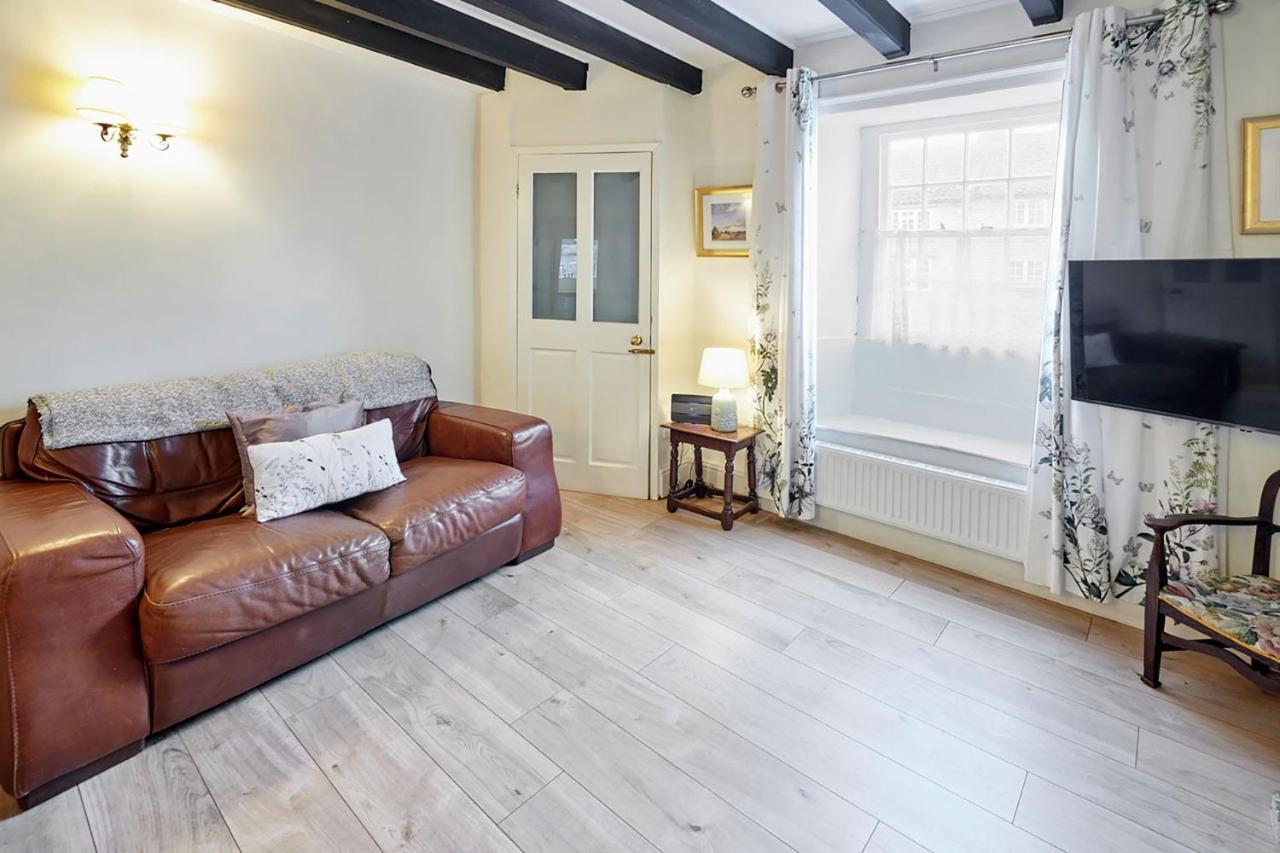Host & - Rose Cottage, Pickering
